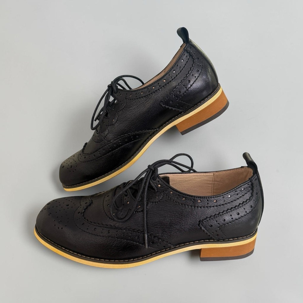 Mona Flying Handcrafted Wingtip Oxfords Brogue Leather Shoes Black Size 9 NWOT